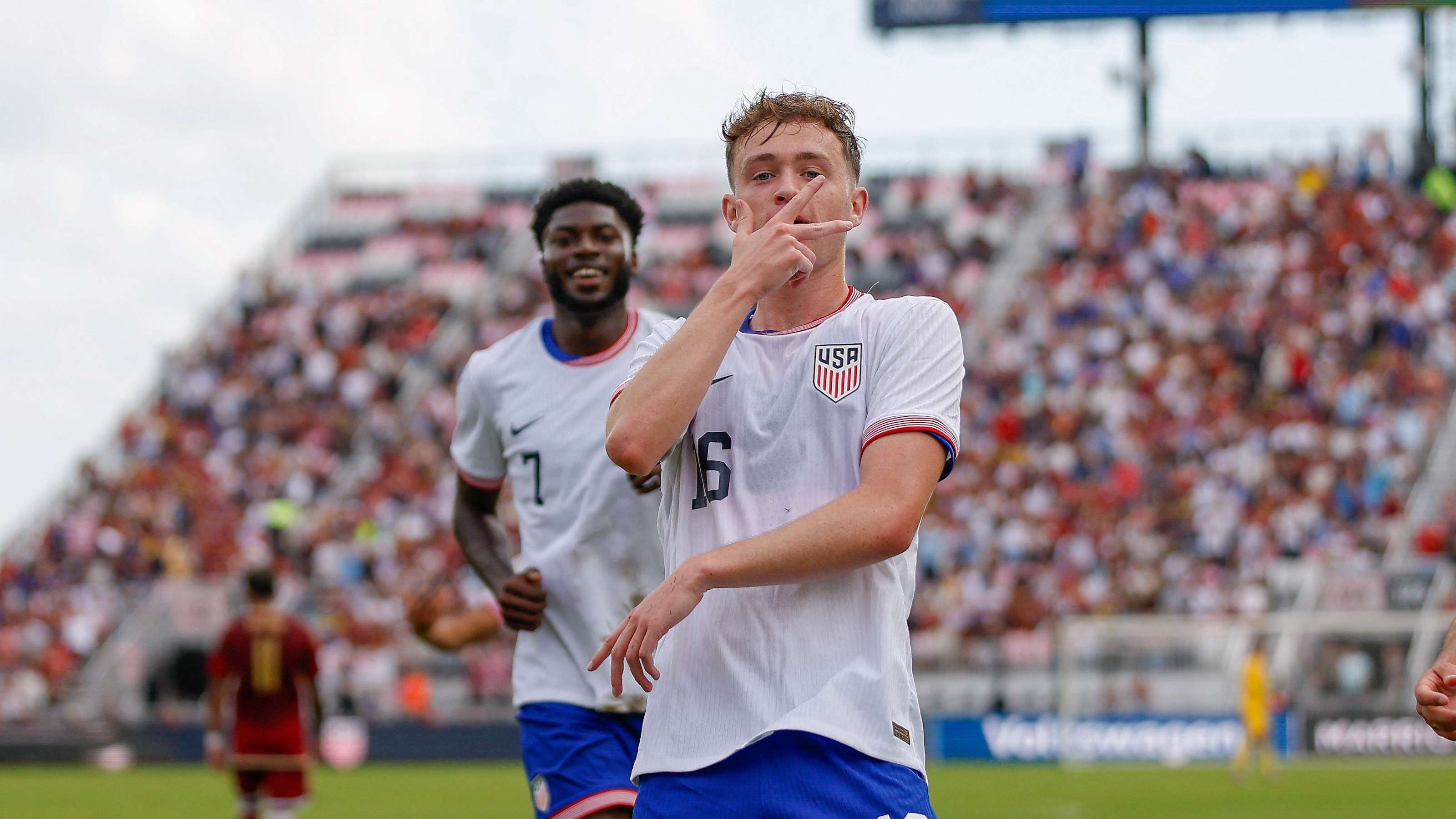 更是团队配 更是团队配